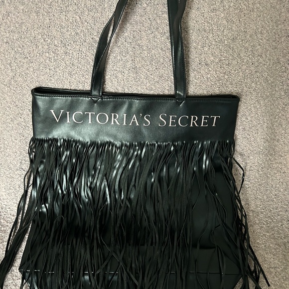 NWOT (4) Victoria Secret Shoulder Bags - Picture 4 of 5